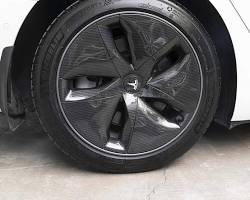 Carbon-Fiber Accent Sport Wheel Cover
